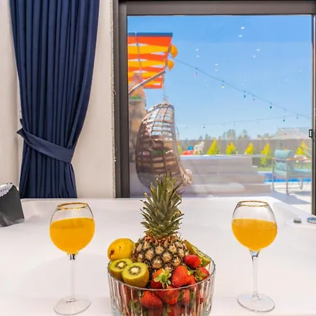 Caykoy Village 2 Bedroom - 8068 Βίλα
