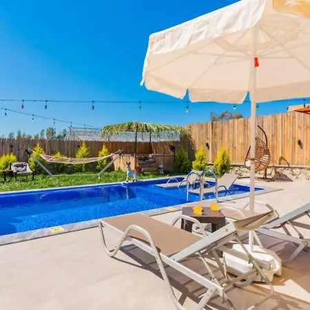 Caykoy Village 2 Bedroom - 8068 Βίλα Καλκάν